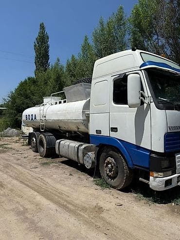 Унаа: Сүйрөгүч, Volvo, Цистерна — 2