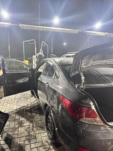 hyundai matrix: Hyundai Accent: 2013 г., 1.6 л, Автомат, Бензин, Седан — 6