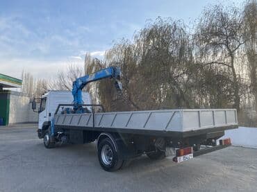 дом на колесах трейлер: Манипулятор, Mercedes-Benz, 1998 г., от 4 т — 5