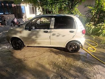 Унаа: Daewoo Matiz: 2005 г., 0.8 л, Кол менен иштөөчү, Бензин, Хетчбек — 4