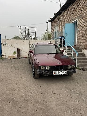 2106 бампер: BMW 5 series: 1991 г., 2 л, Ручные, Бензин, Седан — 7