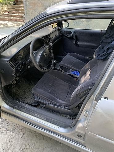 byd e6: Opel Vectra: 2000 г., Универсал — 5