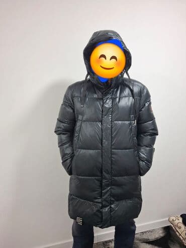 купить качественную мужскую зимнюю куртку: Стильная куртка зимняя, размер не подошёл. покупал за 12000, отдам за — 9