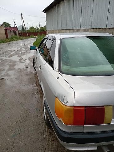 рага авто: Audi 100: 1991 г., 1.8 л, Кол менен иштөөчү, Бензин, Седан — 10