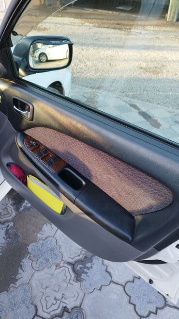 распочка авто: Toyota Caldina: 2000 г., 2 л, Автомат, Бензиновая, Универсал — 13