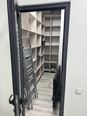 открытый: Аренда офисов, 130 м², В жилом комплексе, С отдельной кухней, С отдельным входом, С отдельным сан узлом — 7