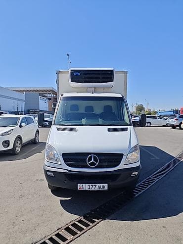 спринтер холодильник 2 7: Грузовик, Mercedes-Benz, Стандарт, 3 т, Б/у — 1