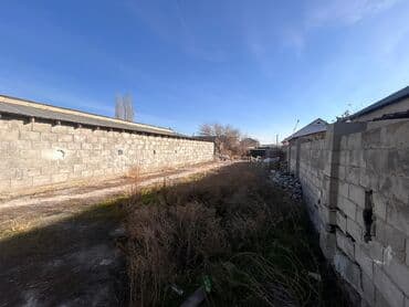 рабочим городок сдаю дом: Помещения под склад, производство 2000 кВ метр, Новопавловка, Алга-4 — 1