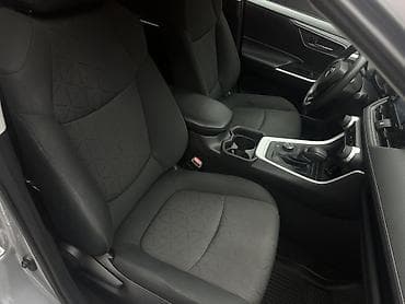 Продажа авто: Toyota RAV4: 2019 г., 2.5 л, Гибрид, Кроссовер — 8