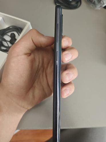 16гб оперативки: Samsung Galaxy A31, Б/у, 64 ГБ, цвет - Черный, 2 SIM — 4