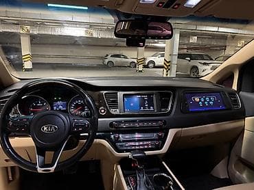 аренда минивенов: Минивэн Kia (салон-премиум, 7–8 мест) — комфортный — 4