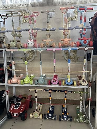 Детский самокат, Трёхколёсный