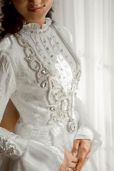 lore piano: Кутюрное платье - Цвет: молочно-белый - Силуэт: А-силуэт с пышной — 3