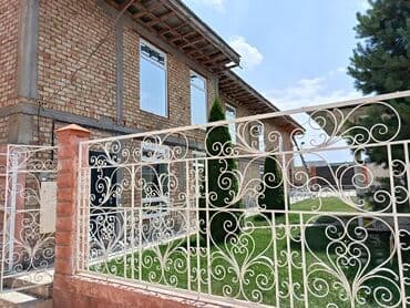 снять большой дом на сутки: 200 м², 6 комнат, Забор, огорожен — 1