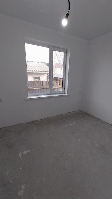 продаю магазин маевка: Срочно продаю дом, с.Маевка, ул.Школьная-Веселая, участок 1,75 соток — 10