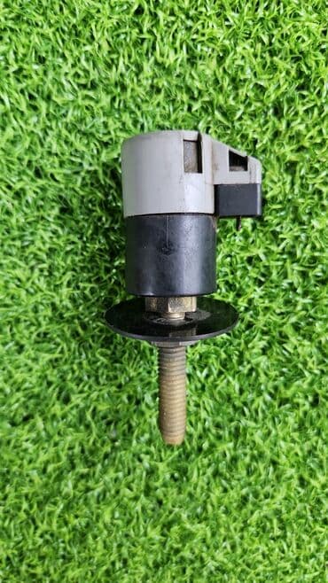 e39: Выключатель задних фонарей BMW E39 525i Дорестайлинг VIN — 1