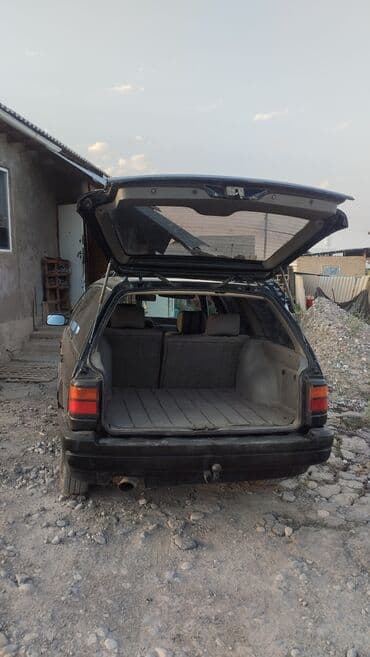 машина кузов: Volkswagen Passat: 1992 г., 2 л, Механика, Бензин, Универсал — 4