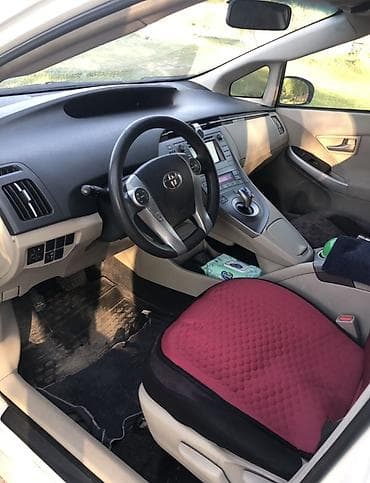 lc 300: Toyota Prius: 2015 г., 1.8 л, Автомат, Гибрид, Лифтбек — 3