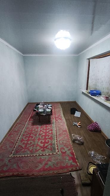 уч коргон: Кант, Дмитриевканын автомаш дачасынан жери 5 сотых там сатылат, дом — 3