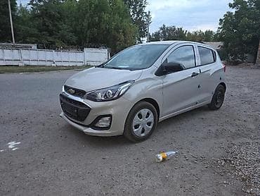 Транспорт: Chevrolet Spark: 2019 г., 1 л, Автомат, Бензин, Хэтчбэк — 2