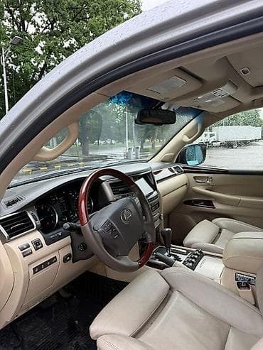 Lexus LX: 2012 г., 5.7 л, Автомат, Газ, Внедорожник — 4