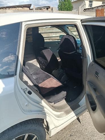Honda Civic: 2003 г., Автомат, Бензин, Хэтчбэк