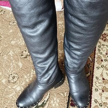 Угги: Сапоги длинные, кожаные, зима-весна, лёгкие на худенькую ногу. На — 1