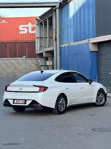 Транспорт: Hyundai Sonata: 2021 г., 2.5 л, Бензин, Седан — 4