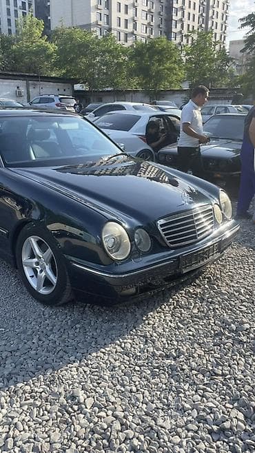 e500 124: Mercedes-Benz E-Class: 2000 г., Седан — 7