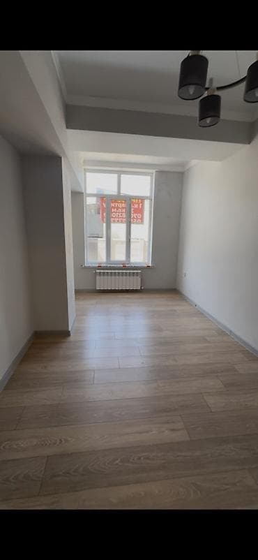52: 1 комната, 37 м², Малосемейка, 1 этаж, Евроремонт — 1