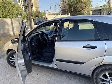 форд таунус: Ford Focus: 1998 г., 1.6 л, Механика, Бензин, Хэтчбэк — 6