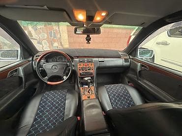 срочно мерс: Mercedes-Benz : 1998 г., 2.4 л, Автомат, Бензин, Универсал — 4