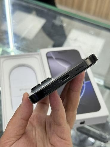 айфон бишкек: IPhone 16 Pro Max, Б/у, 256 ГБ, Black Titanium, Коробка, 100 % — 3