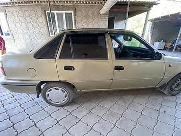 daewoo: Daewoo Nexia: 2000 г., 1.5 л, Ручные, Бензин, Седан — 3