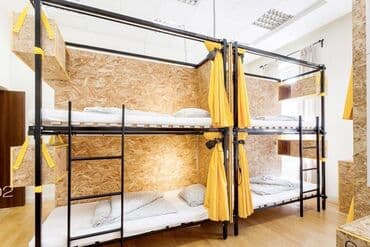 двухъярусные кровати из металла: Металлические двухъярусные кровати «капсульного» типа для — 8