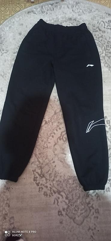 Спортивные брюки jogger, черные. - Прямой крой с эластичными