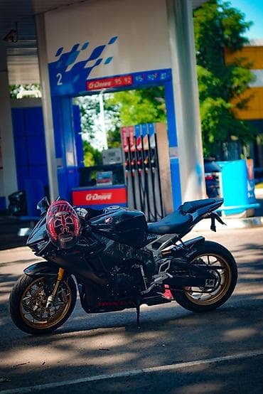 фонари бишкек: Спортбайк Honda, 1000 куб. см, Бензин, Взрослый — 2