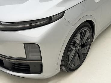 nisan leaf: Lixiang L7: 2023 г. — 4