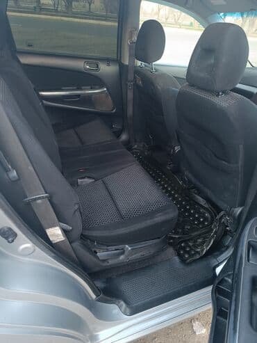 Honda: Honda Stream: 2004 г., 1.7 л — 3