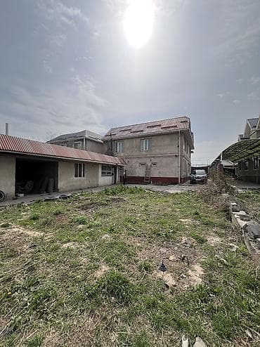 Продажа квартир: Дом| Ала Тоо 1| 8СОТОК | Район - Ж.М.Ала Тоо Кол. комнат - 8 Кол — 3