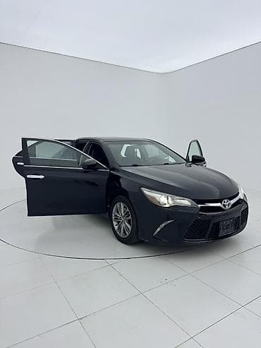 горит срочно: Toyota Camry: 2017 г., 2.5 л, Автомат, Бензин, Седан — 2