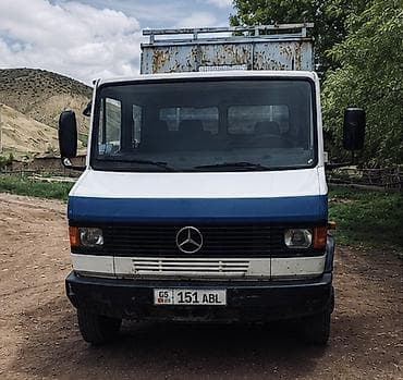 Унаа: Жүк ташуучу унаа, Mercedes-Benz, Дубль, 6 т, Колдонулган — 3