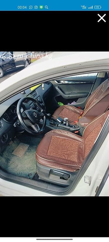 авто без права: Skoda Octavia: 2016 г., 1.6 л, Автомат, Бензин, Седан — 5