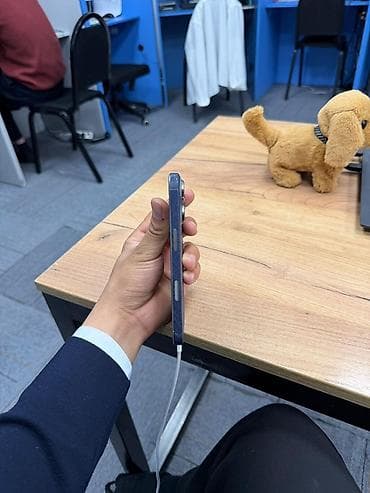 imac 2012: IPhone 16 Pro, Б/у, 128 ГБ, Blue Titanium, Кабель, 89 % — 4