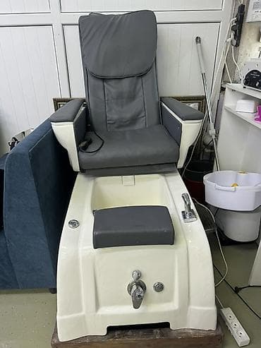 derma roller: 🔥Срочно 🔥продаётся Педикюрное СПА-кресло с гидромассажной ванной - — 1