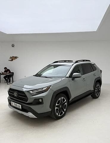 Toyota RAV4: 2022 г., 2.5 л, Автомат, Бензин, Кроссовер at lalafo.kg Toyota RAV4: 2022 г., 2.5 л, Автомат, Бензин, Кроссовер