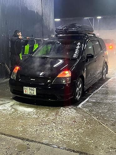 cls 63 banan: Honda Stream: 2003 г., 0.2 л, Типтроник, Бензин, Минивэн — 3