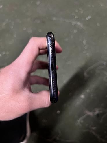 redmagic 7: IPhone Xr, 64 ГБ, Черный, 82 % — 6