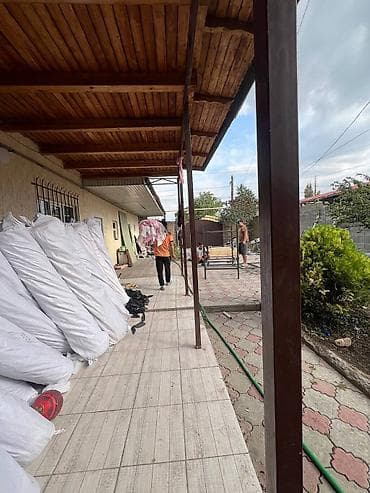 Үйдү ижарага алам: Үй, 330 м², 8 бөлмө, Менчик ээси, Эски ремонт — 5