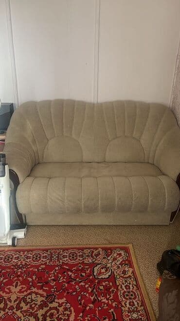 темир канча сом: Продается софа 4000 — 1